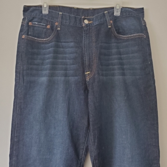 Lucky Brand Dungaree Classic Fit Straight Leg jeans Size 36 - Picture 2 of 11